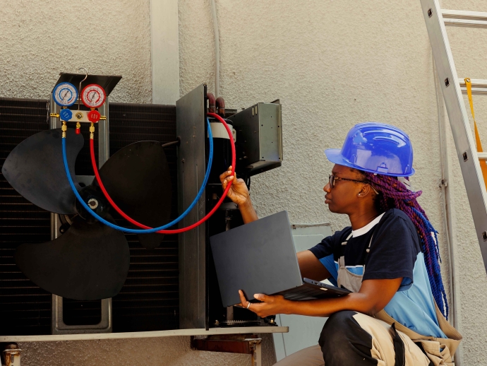 Efficient HVAC System Tips for Homeowners in Cold Climates