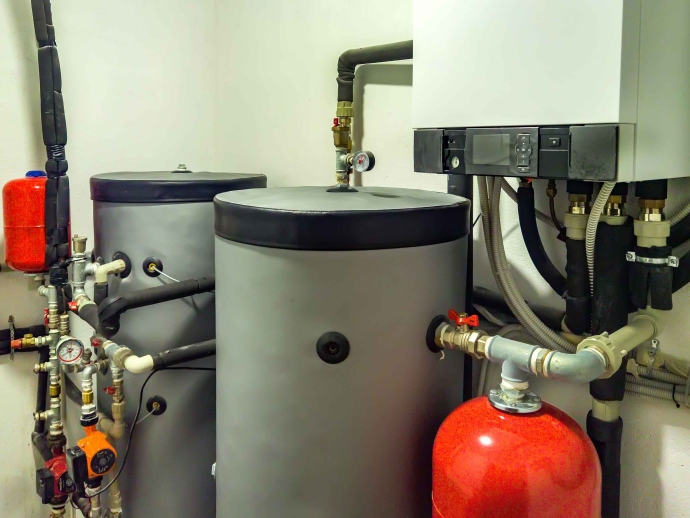Tankless vs Traditional Water Heaters: A Complete Cost and Efficiency Comparison for Texas Homes